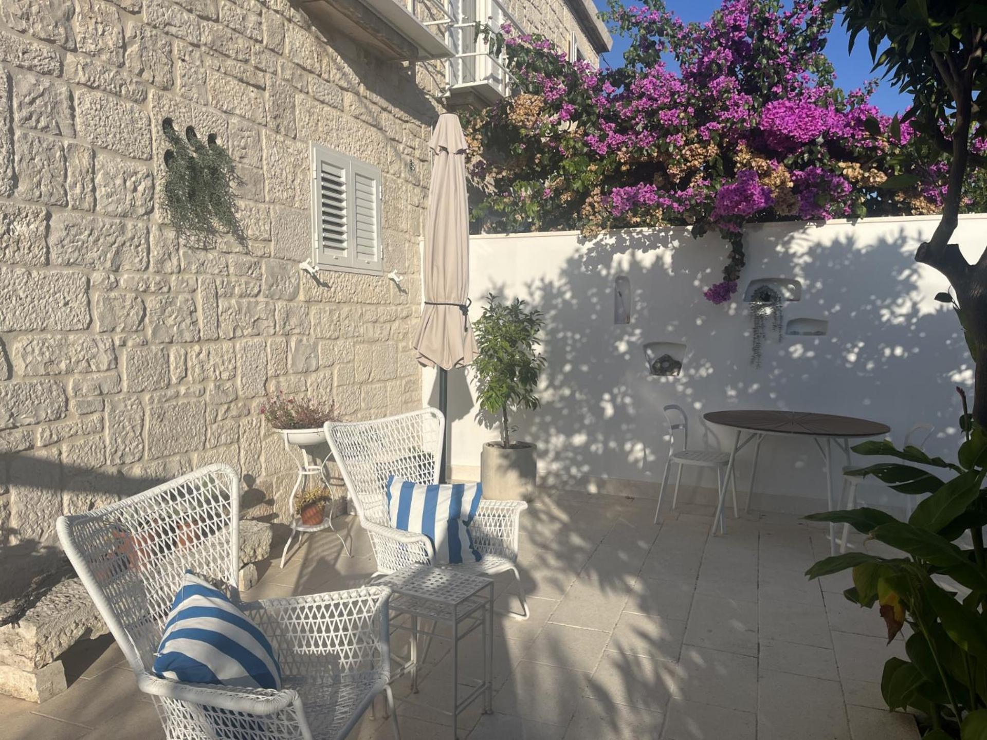 Apartment On The Sunny Side Korcula Town Exterior photo