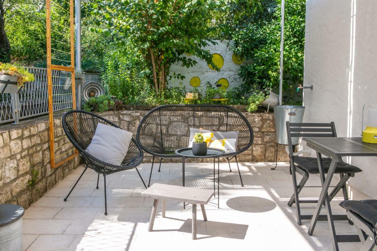 Apartment On The Sunny Side Korcula Town Exterior photo
